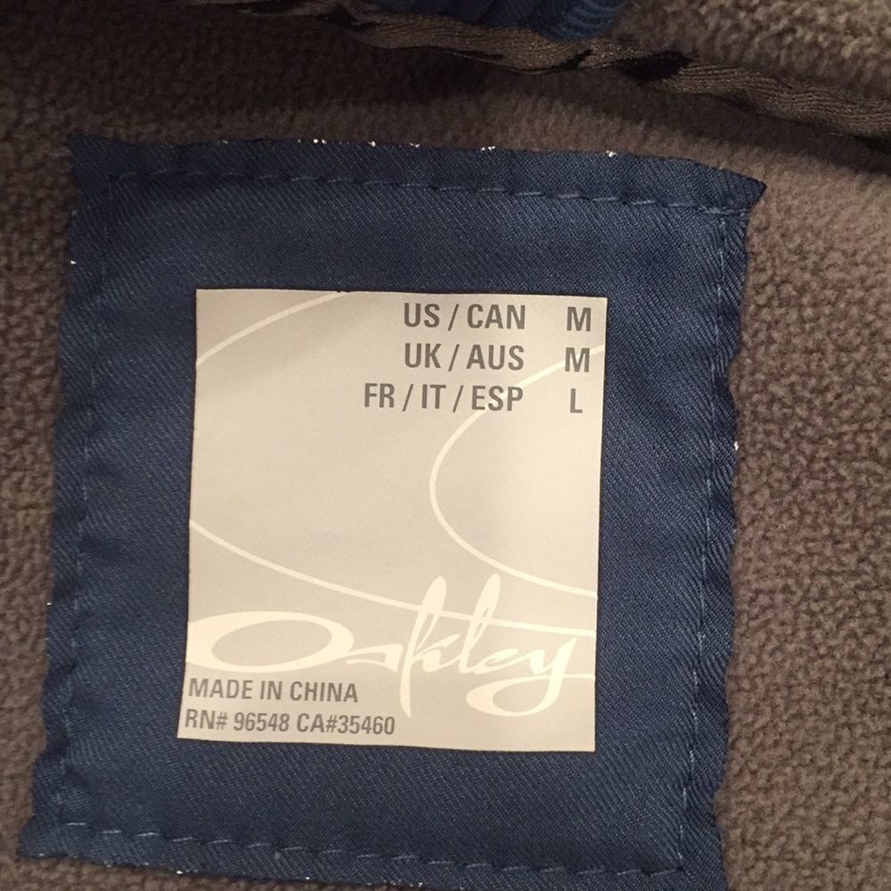 Oakley turquoise Vest - Picture 4 of 8